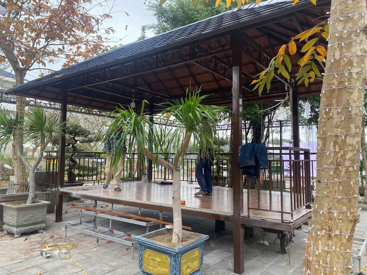 Thi công sàn nhựa chịu tải