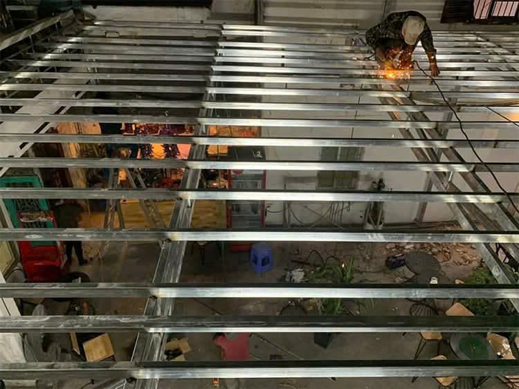 Thi công sàn nhựa chịu tải